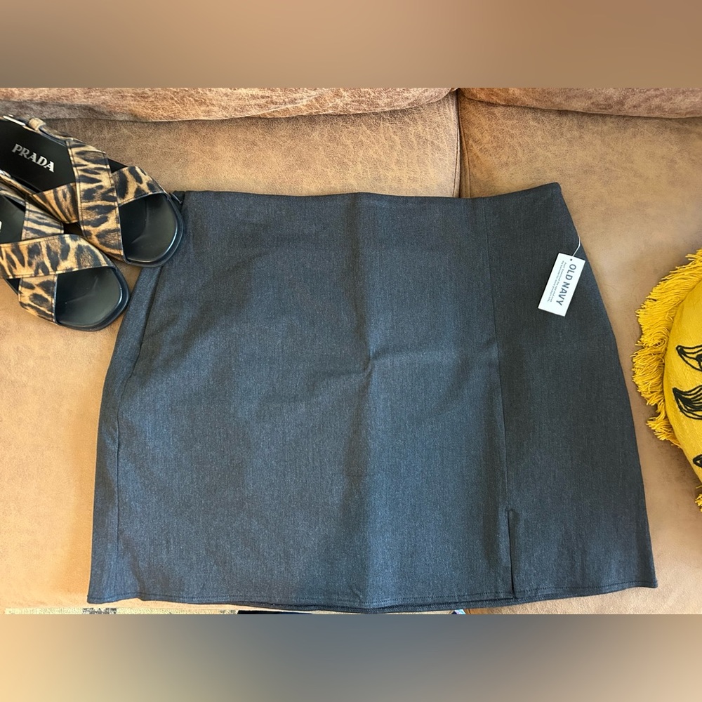 NWT Mini Pixie Skirt - Picture 3 of 4